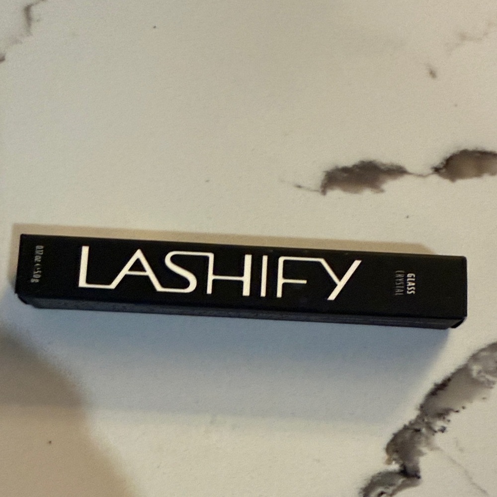 LASHIFY Black Lash Extension Box